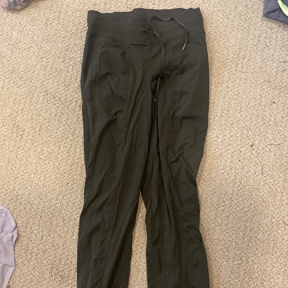 Green Lulu joggers!